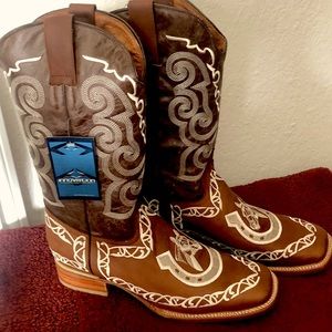 Men’s Cowboy/Western Boots New in Box Sz 11